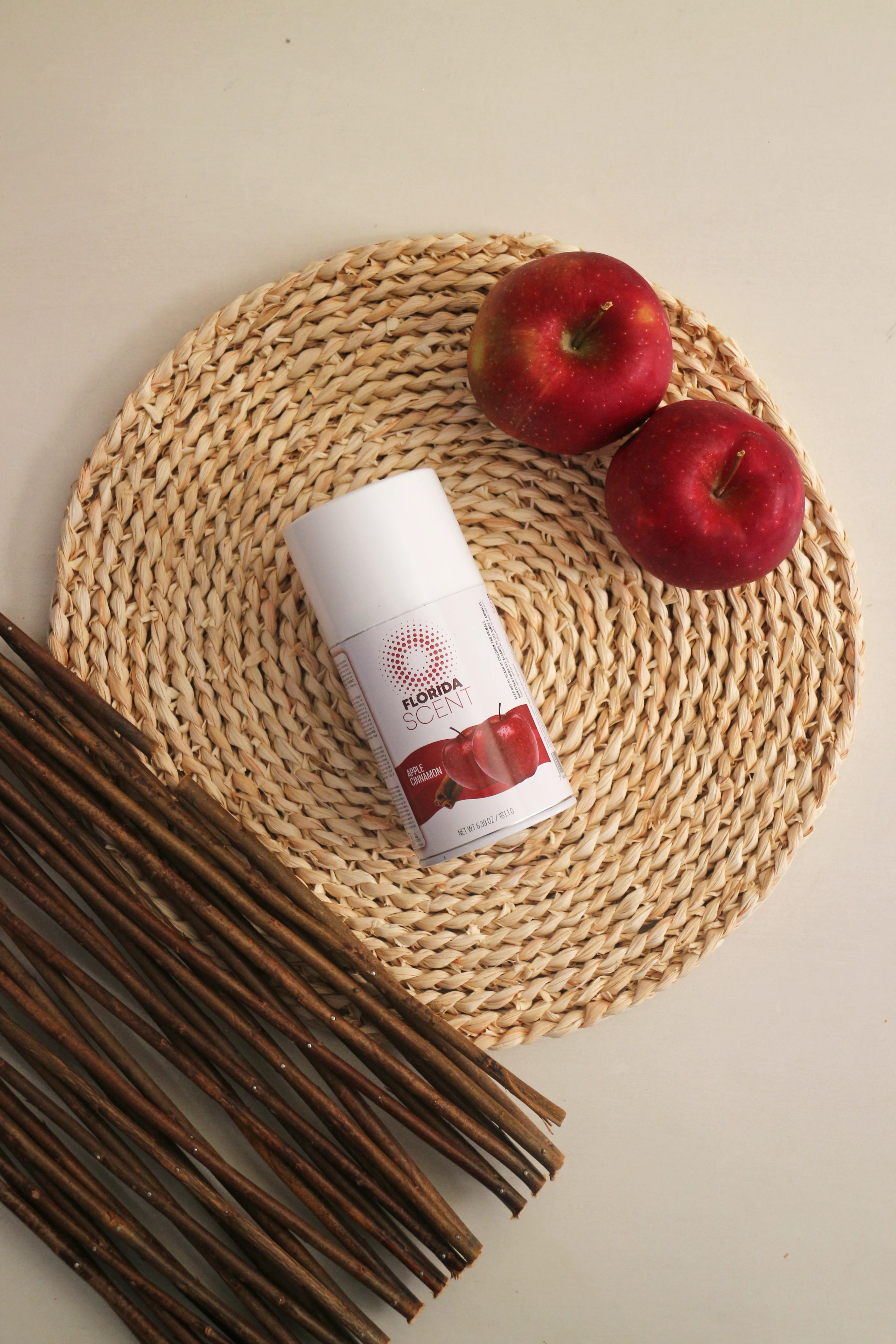 Aerosol Apple Cinnamon con manzanas