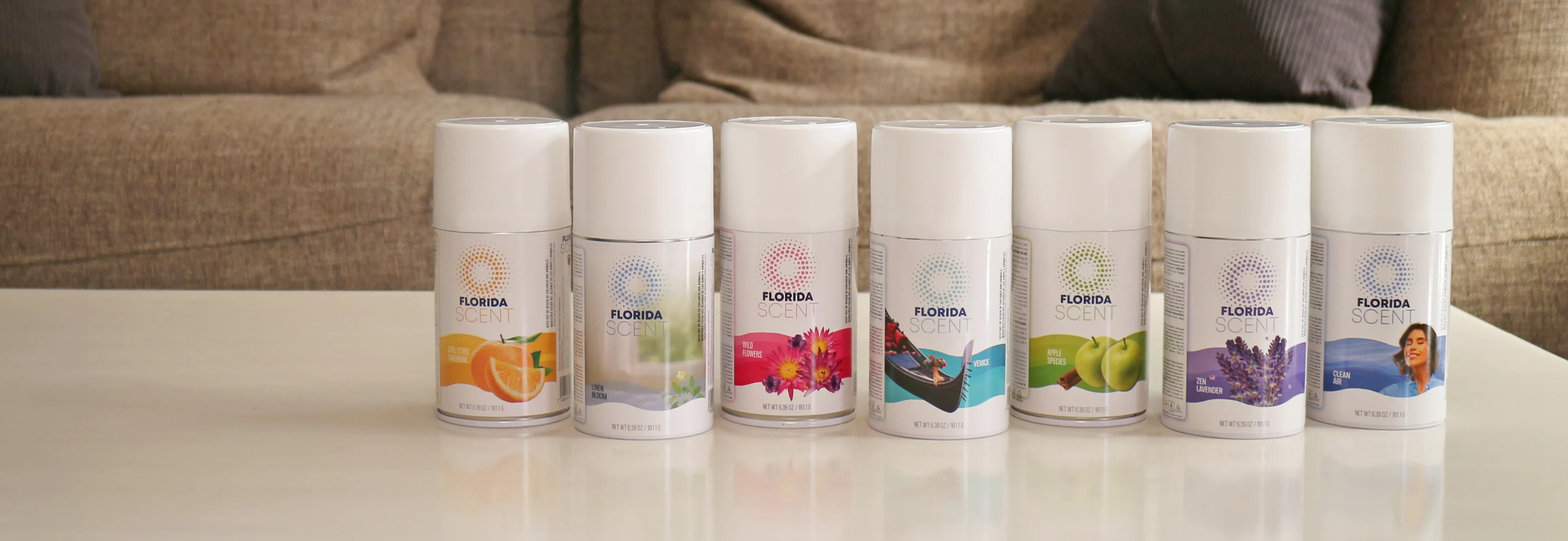 Línea completa Florida Scent sobre mesa blanca